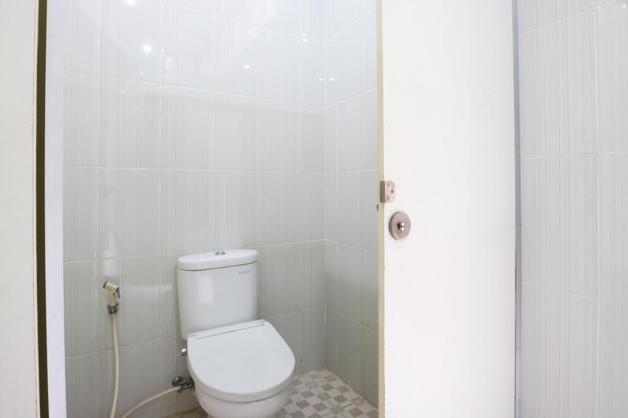 Reddoorz Hostel Near Gwk Main Gate ウンガサン エクステリア 写真